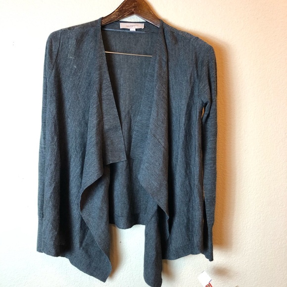 Ann Taylor Loft || Open Cardigan - Picture 2 of 6